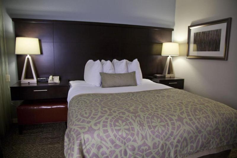 Staybridge Suites Лонг Бич Экстерьер фото